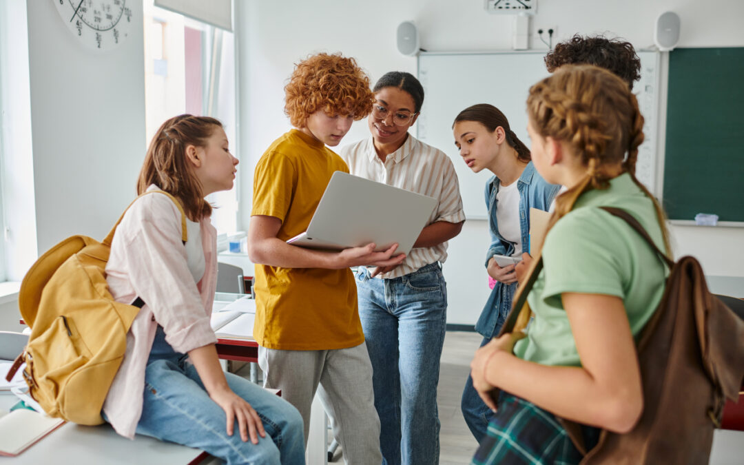 Jakie kompetencje rozwija udział w samorządzie uczniowskim?